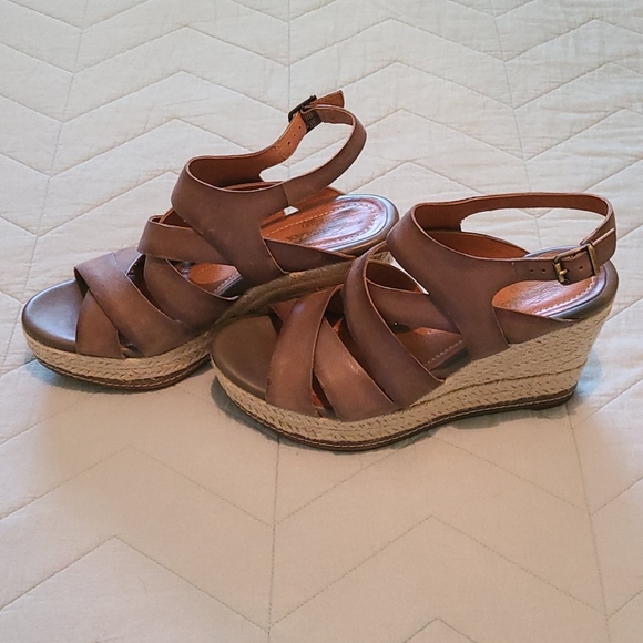 clarks espadrille wedges